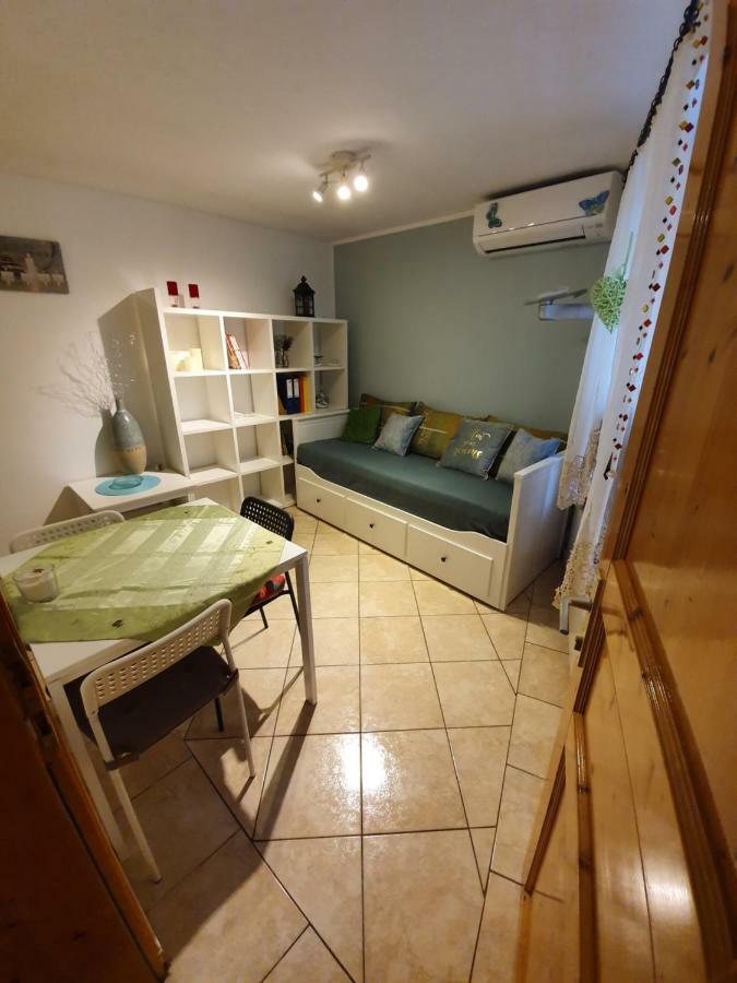 North To South Apartments Izola Bagian luar foto